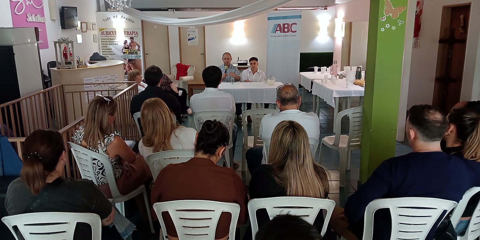 Público en un encuentro de ABC